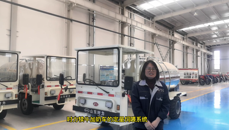 YTH2206游艇会犊牛加奶车定量饲喂系统使用介绍.mp4